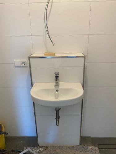 15d8d268-8e3d-4ccc-a58e-4071fc1d6863 (1)