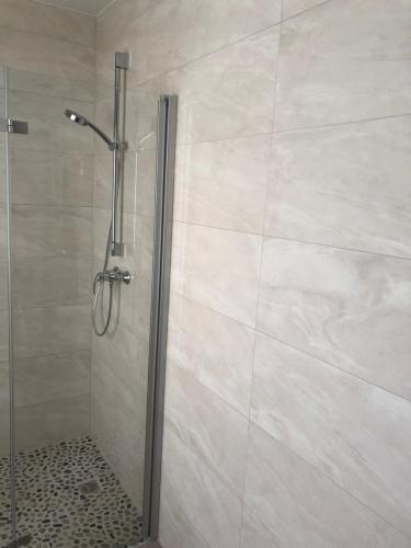 3b9ab4f8-51e1-433b-a944-20f93dbc51e8