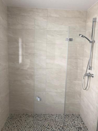 9fc44658-1571-4a92-bc95-7422385fd775 (1)