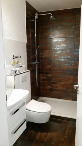 ab5de37d-f4ea-447e-8653-f2d4504c857e