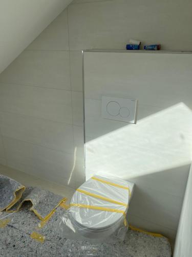 ad63d9c1-891a-47e2-820a-1c404945de35 (1)