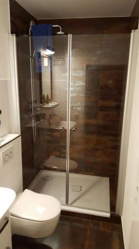 cb0fd383-5d1a-433e-828a-f72d5844e921 (1)