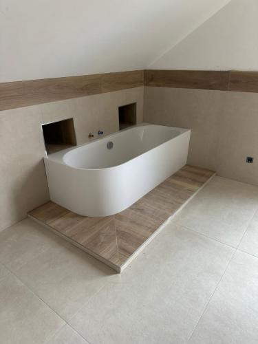 PHOTO-2024-04-27-16-38-18