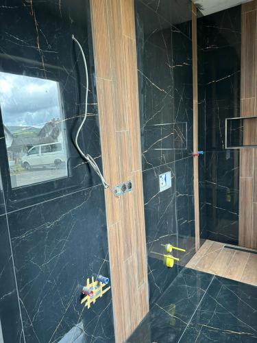 PHOTO-2024-04-27-16-38-19-2